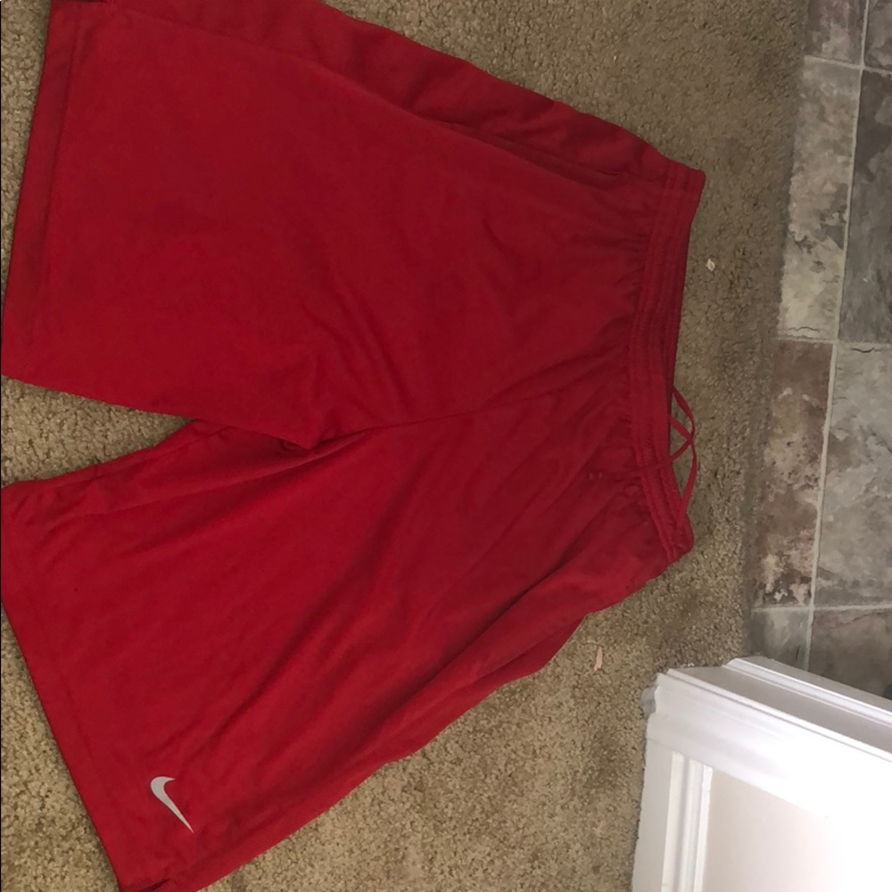 NIKE MEN SHORTS